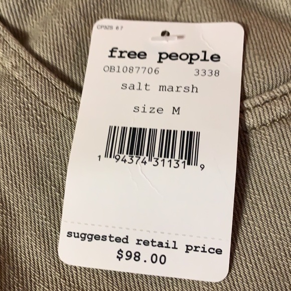 Free People See You Sometime Tan Khaki Pleated Frayed Hem Shorts NWT - Picture 8 of 11